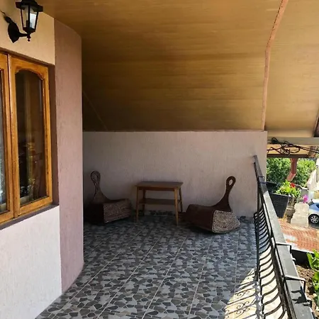 La Conac Complex Deluxe Targu-jiu B&B *