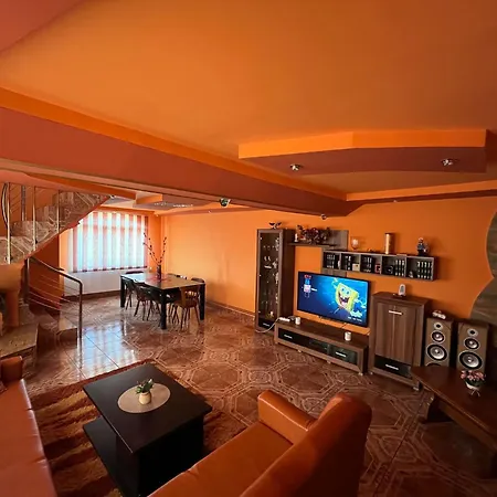 La Conac Complex Deluxe Targu-jiu *
